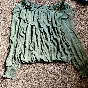 Tamara H sage green peasant top size medium